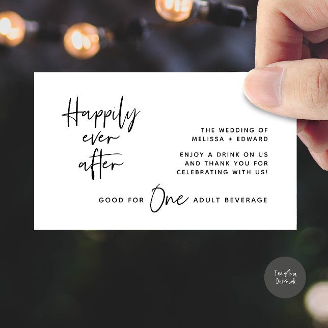 Drink Ticket Erwachsene Getränke glücklich immer n Begleitkarte (Drink Ticket Adult Beverage Happily Ever After Modern Romantic Party Enclosure Card in White Black)
