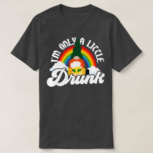 Drinking Leprechaun Irish Gnome Saint Patricks Day T-Shirt (Design vorne)