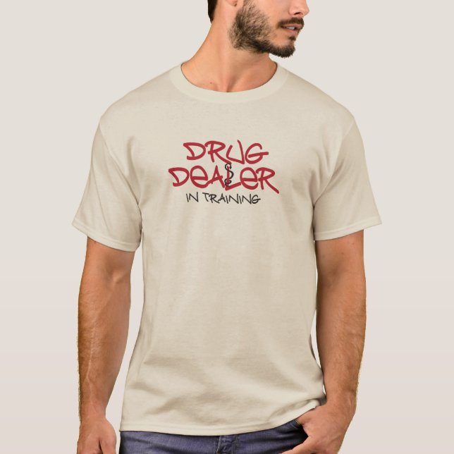 Drogenhändler im Training T-Shirt (Vorderseite)