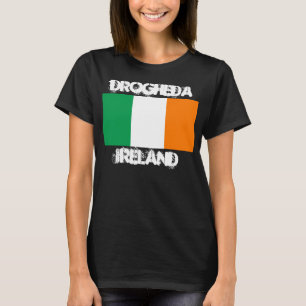 Drogheda, Irland mit irischer Flagge T-Shirt