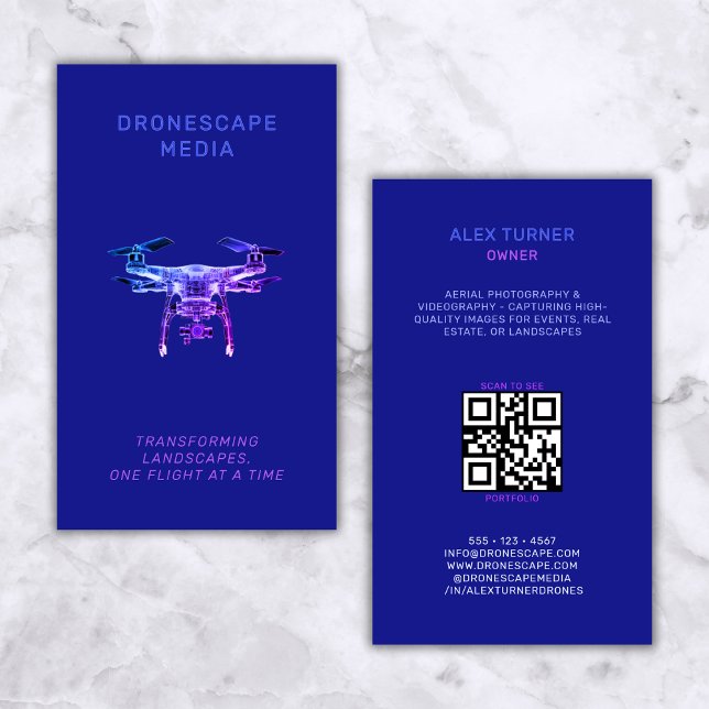 Drohne Pilot Fotografie QR Code Modernes Schwarz Visitenkarte (Von Creator hochgeladen)