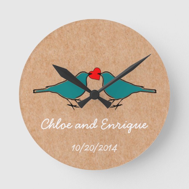 Drosseln und Liebe-Herz-Hochzeit Runde Wanduhr (Vorderseite)