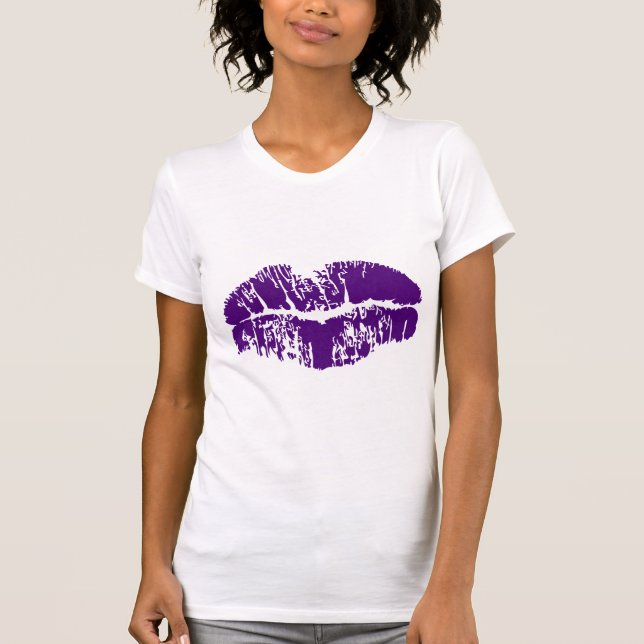 Druck von Lila Lippen T-Shirt (Vorderseite)