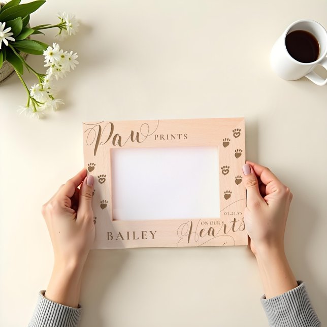 Drucke auf unserem Memorial für Herzklopfen Person Geätzte Rahmen (Paw Prints On Our Hearts Pet Memorial Personalized Etched Frames)