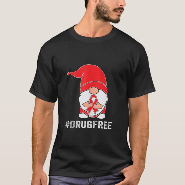 drug free just say no Christmas gnome wear red rib T-Shirt (Vorderseite)