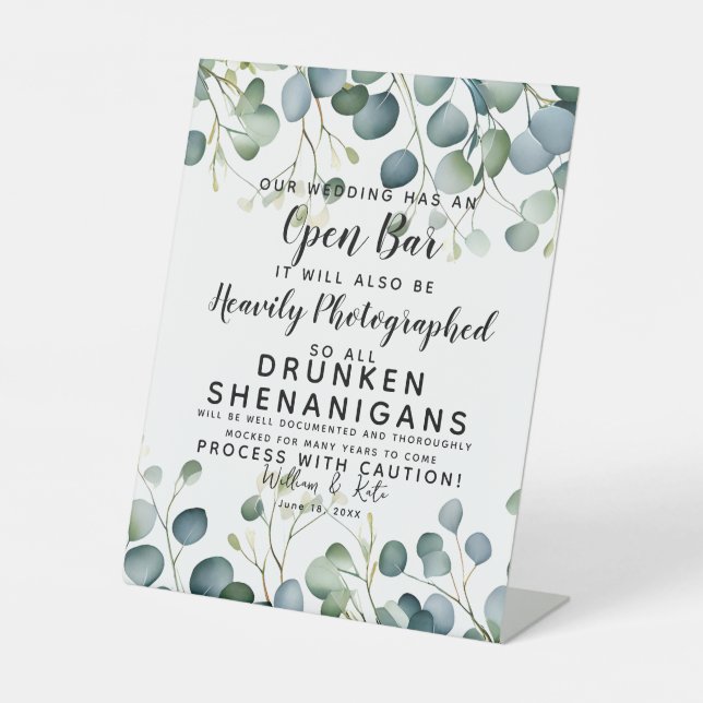 Drunken Shenanigans Fotografiert Eukalyptus Sockelschild (Vorderseite)