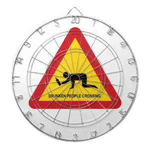 DRUNKENDE MENSCHEN ÜBERQUEREN VERKEHRSSIGN DARTSCHEIBE