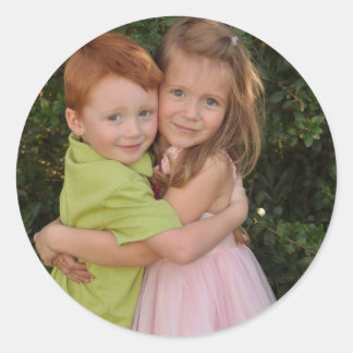 DSC_7097.JPG-STICKER MIT JUGEND UND MÄDCHEN RUNDER AUFKLEBER