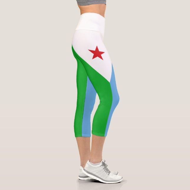 Dschibuti-Flagge Capri Leggings (Rechts)