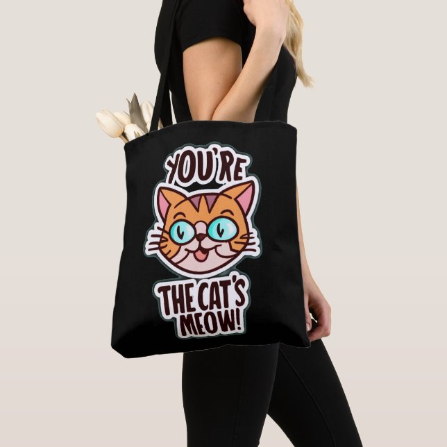 Du bist die Mau der Katze. (Von Nahem)