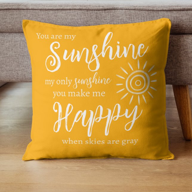 Du bist mein Sonnenscheinorange mit Sonne und weiß Kissen (You are my Sunshine, you make me Happy bright orange pillow with sun, white polka dots on the back.)
