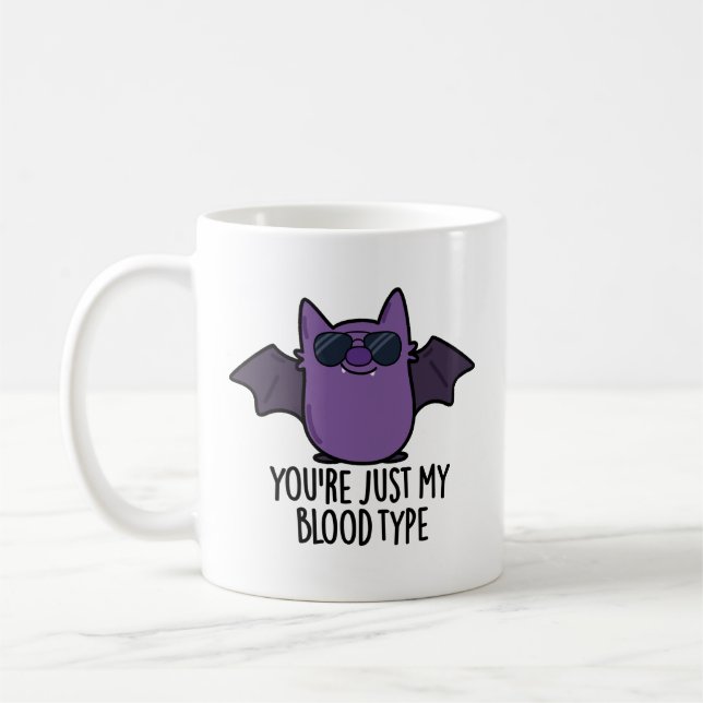 Du bist nur mein Blood-Funny Bat Pun Kaffeetasse (Links)