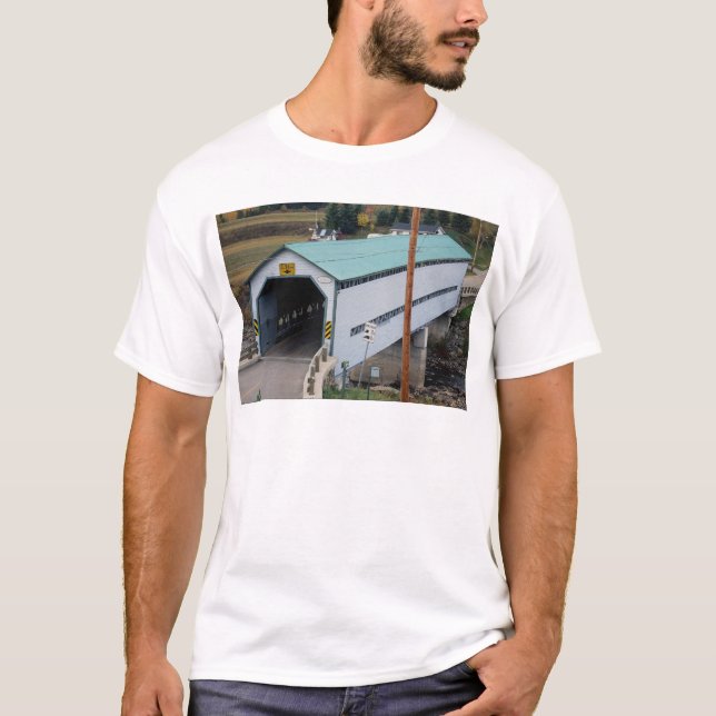 Du Faubourg Bridge, Quebec, Kanada T-Shirt (Vorderseite)