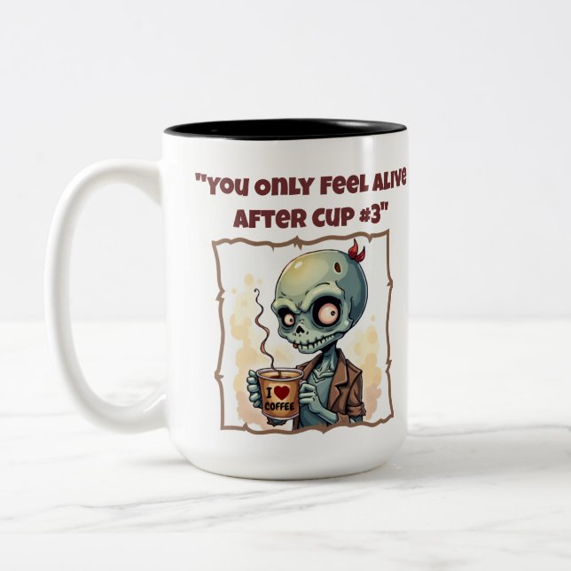 Du fühlst dich erst nach Cup #3 in der sonnigen Sc Zweifarbige Tasse (Links)