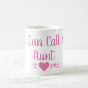Du kannst mich Tante Tasse nennen