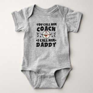 Du nennst ihn Coach, ich nenne ihn Daddy, Süßer Ba Baby Strampler