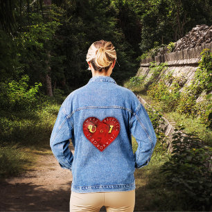 Du und ich - Alphabet-Spiel auf einem roten Herzen Jeansjacke