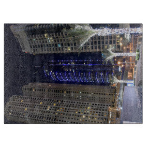 Dubai-Architektur nachts Schneidebrett