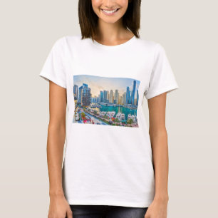 Dubai moderne Wolkenkratzer Corniche T-Shirt