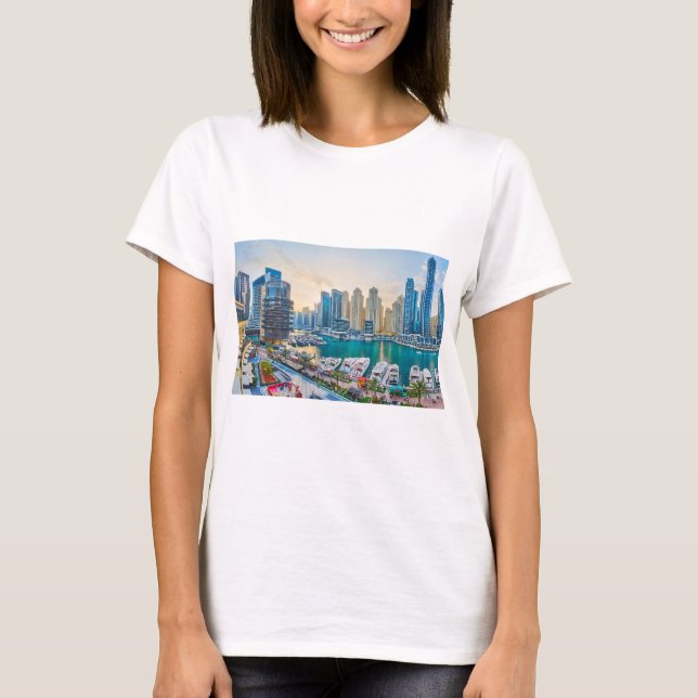 Dubai moderne Wolkenkratzer Corniche T-Shirt (Vorderseite)
