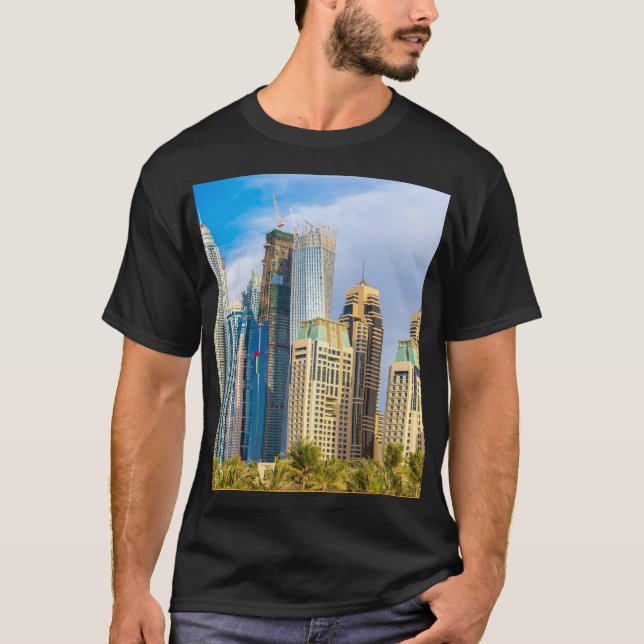 Dubai moderne Wolkenkratzer Corniche T-Shirt (Vorderseite)
