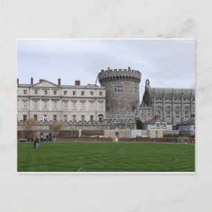 Dublin Castle Irland, Rasen & Burgturm. Postkarte