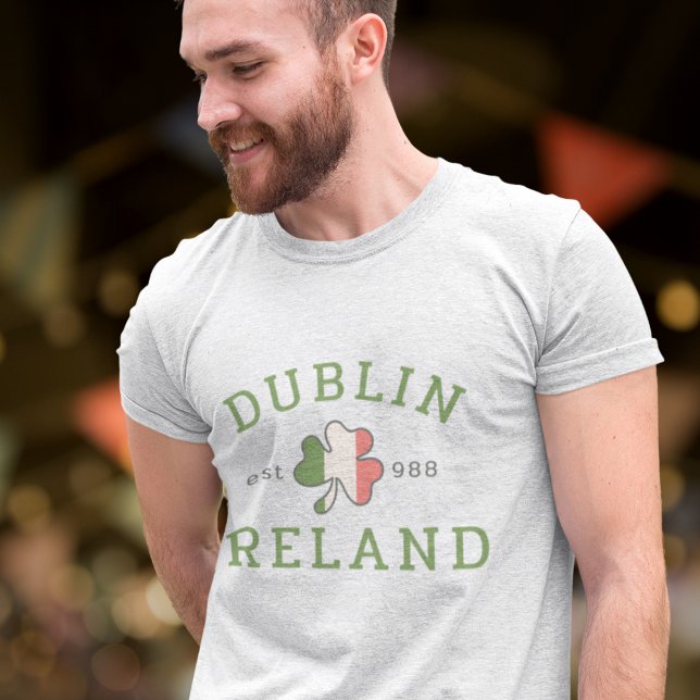 Dublin Irland Est. 988 St. Patrick's Day T-Shirt (Von Creator hochgeladen)