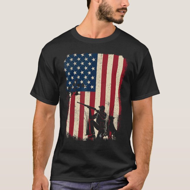 Duck Hunting Distressed Patriotic American Flag  H T-Shirt (Vorderseite)