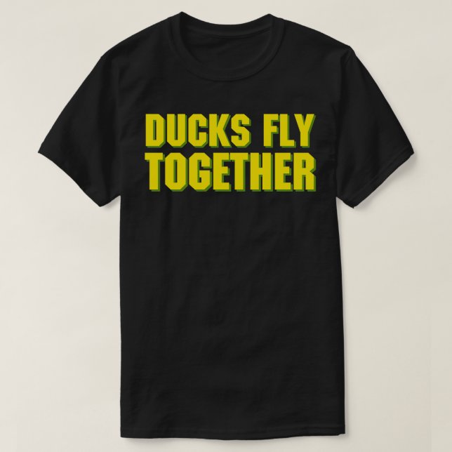 DUCKS FLIEGEN ZUSAMMEN Classic TShirt (Design vorne)