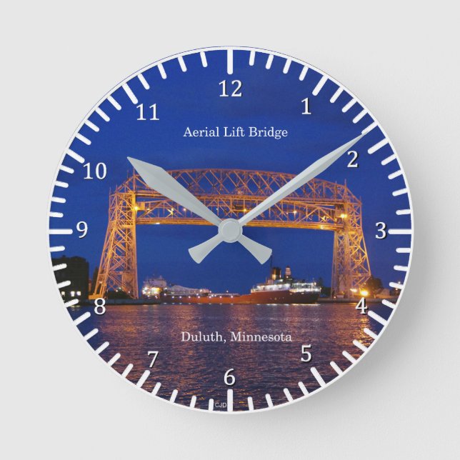 Duluth Air Lift Bridge & John G. Munson Runde Wanduhr (Vorderseite)