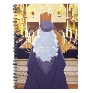 Dumbledore spricht in der Großen Halle der Hogwart Notizblock