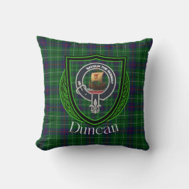 Duncan Scottish Clan Tartan and Crest Kissen