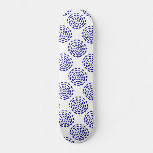 Dunkelblau gestreiftes Kreismuster aus Holz Skateboard
