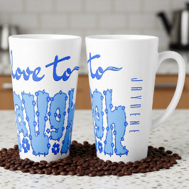 Dunkelblaue florale klobige Textparole mit Namen Milchtasse
