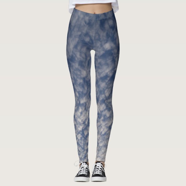 Dunkelblaue Leggings mit bewölktem Himmel (Vorderseite)