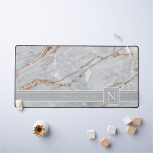 Dunkelbraune Marmormonogramm Warm-Grau-Kupfer-ID67 Schreibtischunterlage