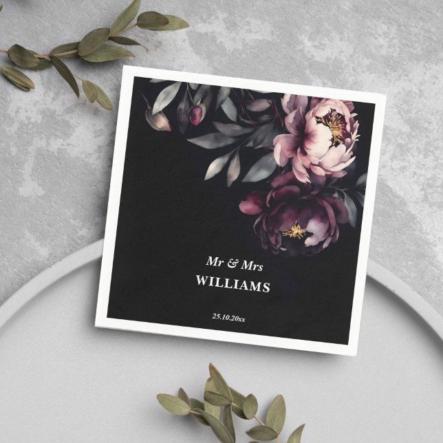 Dunkelbraune, noir, elegante bordeauxfarbene Pfann Serviette (Dark moody noir elegant burgundy peonies template napkins personalized wedding tableware)