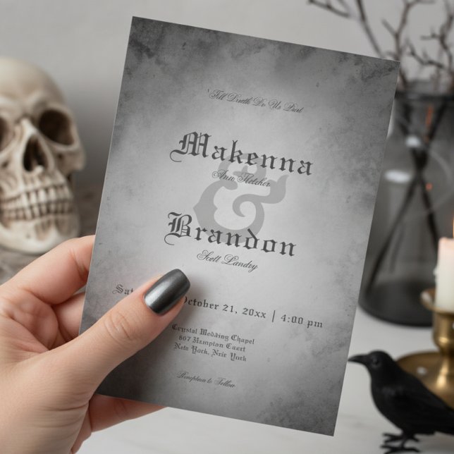 Dunkelgotische Schwarze Wasserfarbenmuse Hochzeit Einladung (Von Creator hochgeladen)