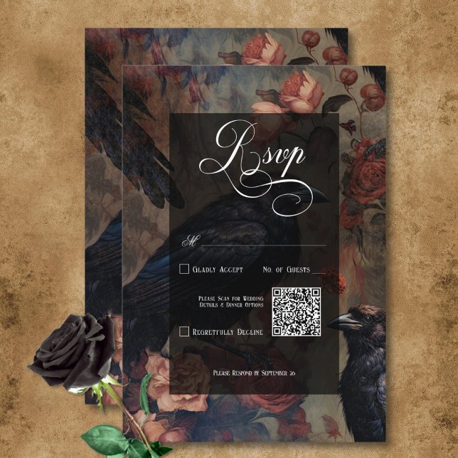 Dunkelgotische Vintage Blütenblüte und schwarze Ra RSVP Karte (Dark Gothic Vintage Blush Floral & Black Ravens Wedding Response Card with QR Code)