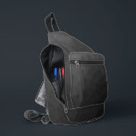 Dunkelgrau-Gefälle geometrisches Messmuster Crossbody Bag<br><div class="desc">Graugefälle geometrisches Messprofil bedruckte Tasche. Coole Mode Accessoires Tasche für jeden. Dreieck geometrisches Mesh mit Licht bis dunkelgrauem Ober Farbverlauf Design.</div>