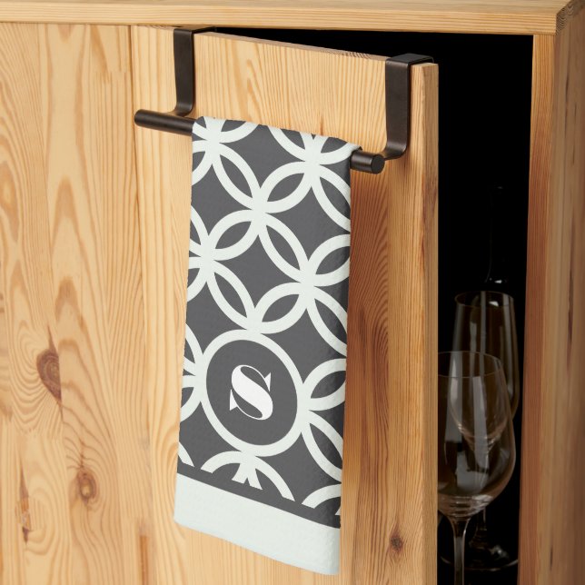 Dunkelgrau Modernes geometrisches Muster Monogramm Geschirrtuch (Drittel gefaltet)