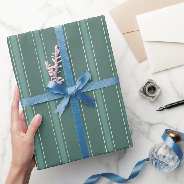 Dunkelgrün und grüne Streifen Geschenkpapier (Schenken)