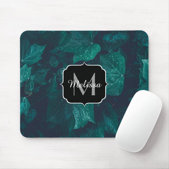 Dunkelgrüne Efeu-Blätter Wasser fällt Monogramm Mousepad (Mit Mouse)