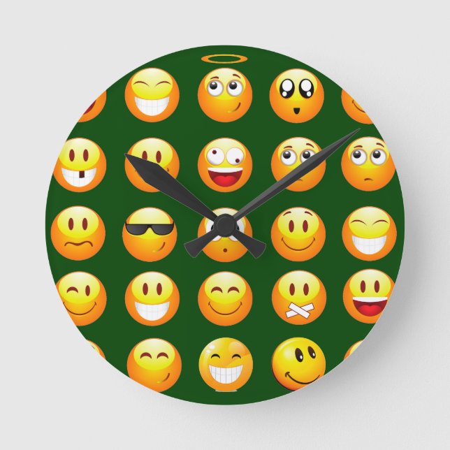 dunkelgrüne Emoji Runde Wanduhr (Vorderseite)