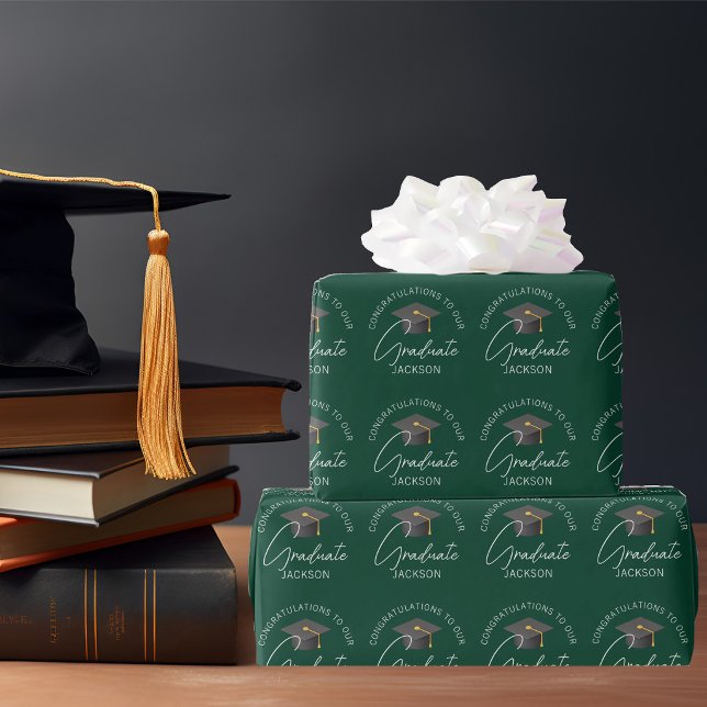 Dunkelgrüner GraduiertenPersonalisierter Abschluss Geschenkpapier (Von Creator hochgeladen)