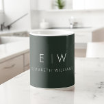 Dunkelgrünes Elegant Moderner Minimalistischer Mon Kaffeetasse<br><div class="desc">Erhöhen Sie Ihre Morgenroutine mit unserer dunkelgrünen, modernen Minimalistischen Monogram Name Coffee Tasse. Diese elegante und stilvolle Tasse bringt eine Touch zeitgenössischer Eleganz in Ihr tägliches Kaffeemitual. Mit einem minimalistischen Design in klassischem Schwarz und Weiß, das in der Küche oder im Büro eine vielseitige Ergänzung darstellt. Das herausragende Merkmal ist...</div>