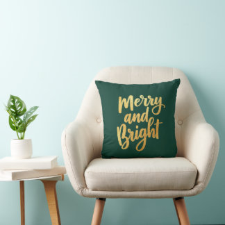 Dunkelgrünes Merry and Bright - Gold Script Decor Kissen