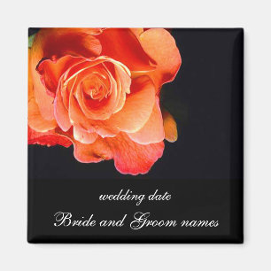 Dunkelorangefarbige Rose Magnet