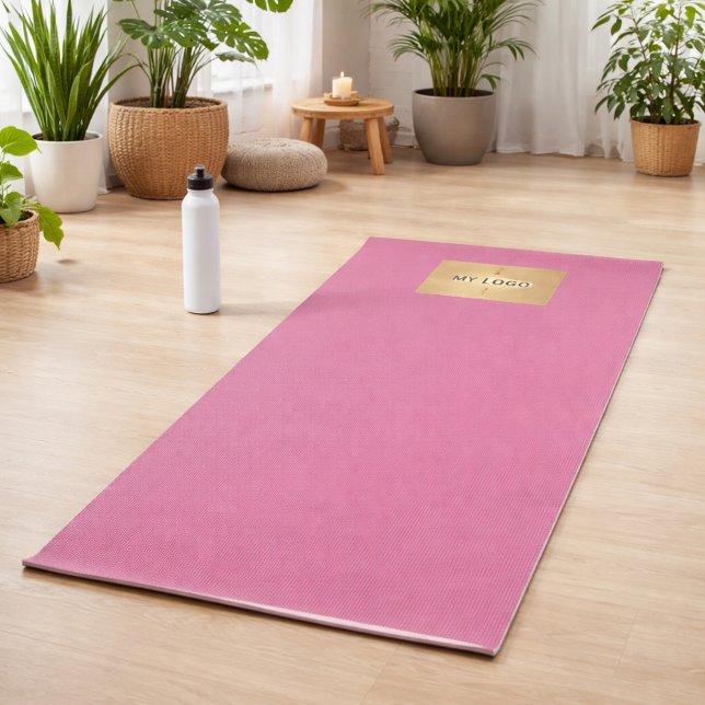 Dunkelrosa Firmenlogo Business Studio Yogamatte (Von Creator hochgeladen)
