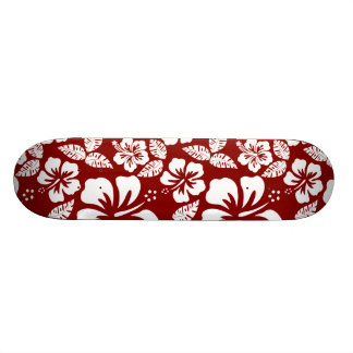 Dunkelroter tropischer Hibiskus Skateboard